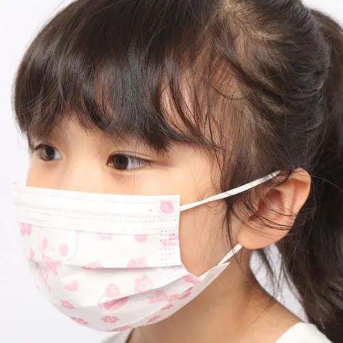 【现货包邮!三层灭菌一次性防护口罩】仅19.9元抢儿童一次性口罩50个!29.9元抢40个KN95口罩!防水、防喷溅、高效防护!