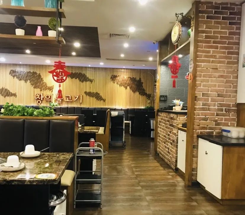 【A/B套餐5店通用·无需预约】打卡正宗韩国味道!仅需118元/188元享门市价368元/588元【春唇&沸乐萌&韩村5店通用套餐】烤牛肉、牛舌、肥牛、牛仔骨、雪花西冷牛肉、雪花和牛、la牛排、雪花牛小排、烤虾、精品五花肉、牛肉拌饭。。。。十种小菜应有尽有,享受美食盛宴