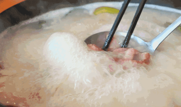 火爆加推!【莲塘/九龙湖2店通用•元旦节假日通用•烤全羊&羊蝎子】69.9元/398元/668元抢186元/898元/1518元的羊蝎子火锅/烤全羊半只/整只套餐!【正是吃羊好时节】羊蝎子2斤、半只烤全羊毛重约16斤、整只烤全羊毛重约32斤……肉食爱好者的天堂~