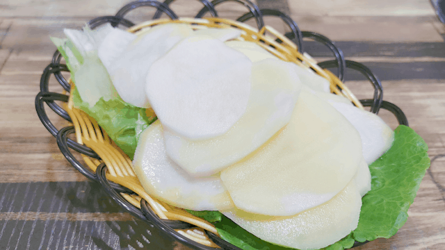 免预约,春节可用【万达广场&牪犇·潮汕鲜牛肉火锅】薅羊毛~仅68元/118元享超值套餐:牛骨锅底+吊龙+牛百叶+贡丸+蟹肉棒+特色本地鸡+牛杂拼盘+牛肉丸……还有超多可口素菜,等你来袭 ~