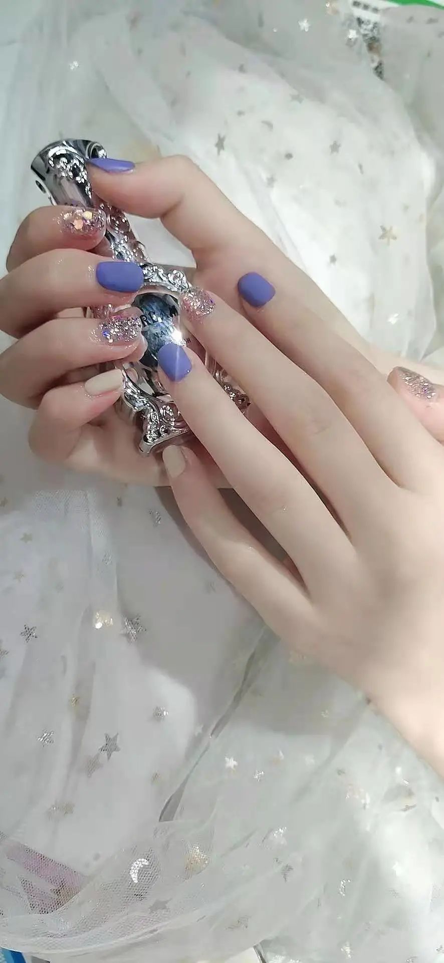 微信图片_2021012610342518.jpg 【利港银河广场丨Toy'sNail桃子家美甲美睫皮肤管理】29.8元抢门市价298元美甲套餐!日式花崎植物甲油,90色任选~纯色、跳色、混搭均可,赠送四指小贴钻!