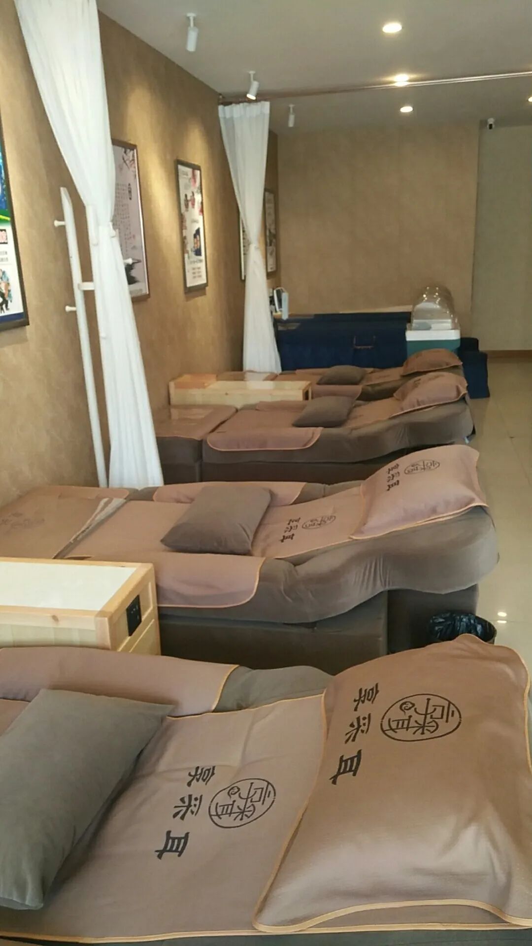 微信图片_20210320101032.jpg 【两店通用·享采耳·无需预约】手法娴熟且专业~仅19.9元享门市价58元采耳(30分钟)套餐,让你体验一次舒适到尖叫的采耳之旅~耳清目明,精神奕奕~