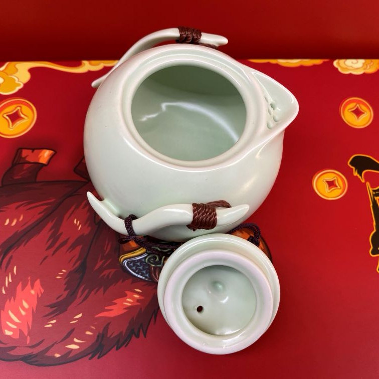 【全国到家】【闽缘茶轩小青柑礼盒丨传统工艺制造,颗颗精心挑选】用心取材,喝出健康!仅49.9元抢价值69.9元小青柑柑普茶陶瓷茶具礼盒!国潮风的设计,16粒小青柑配套果绿色陶瓷壶,暖心又暖胃!经典礼盒包装,送礼送健康!