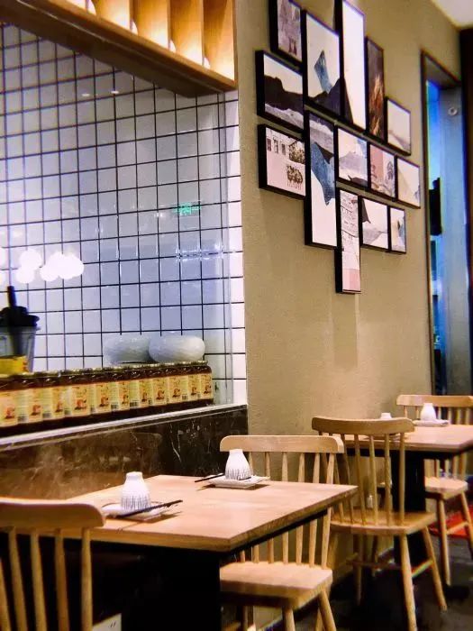 undefined 【喜多有约|五店通用】匠心独运的live炙烤,攻陷你的胃不解释~138元抢门市价591元超值2-3人套餐!特级新西兰眼肉牛排、香煎檬汁草虾(8只)、铁板鱿鱼、椒麻鸡丁、培根卷心菜、加州卷、翡翠炒饭……