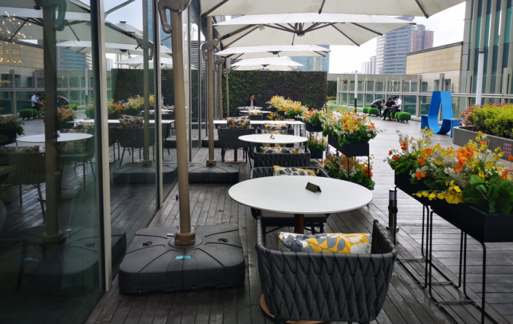 【2店通用】高颜值下午茶,霸屏你的朋友圈!168元抢价值490元【维妮魔镜花语下午茶】超值套餐,法式可颂鹅肝慕斯+柑橘之味+烟熏三文鱼水瓜柳吐司+塞拉诺火腿芦笋吐司+缅甸园慕斯+巧克力芝麻千层+花语冰激凌+花愿冰激凌···天气尚好,阳光温柔,将繁华市容里的优雅藏于下午茶!