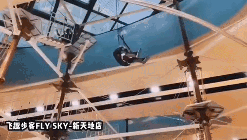 【春节通用•无需预约•新天地】仅29.9元享门市价100元【飞趣步客单人1小时门票】1400㎡超大立体游玩空间!